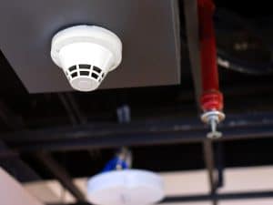 ספרינקלרים חכמים מול ספרינקלרים רגילים